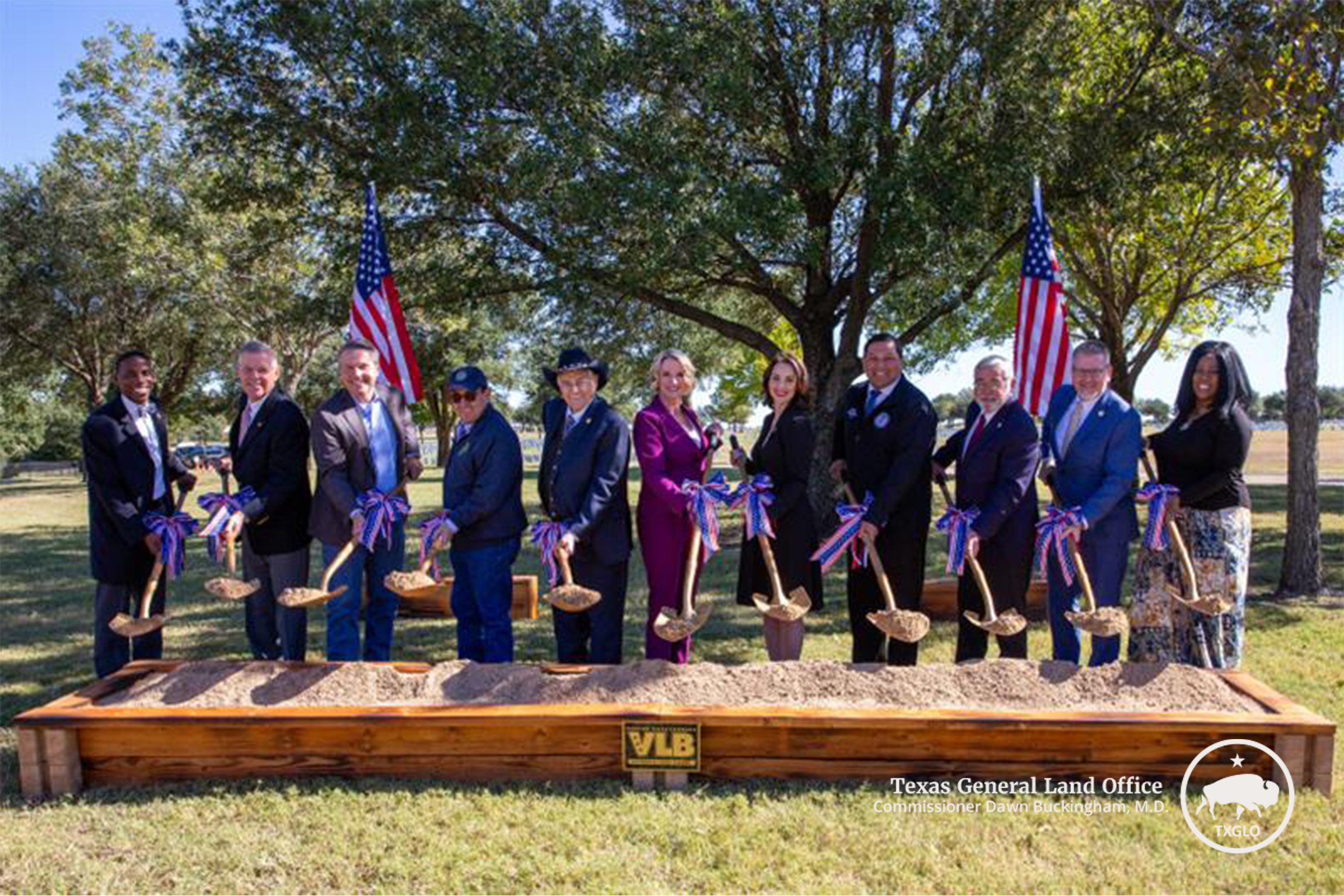 Groundbreaking for the Central Texas State Veterans Cemetery